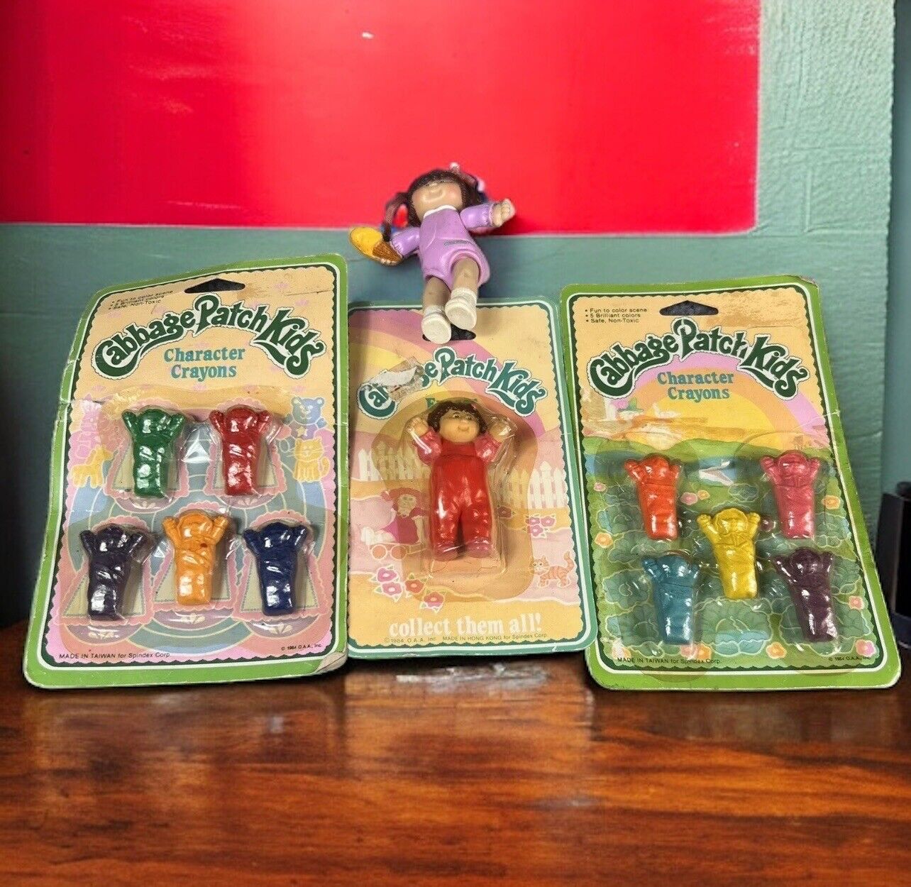 Vintage Lot Of Cabbage Patch Kids Erasers Crayons Figure 1984