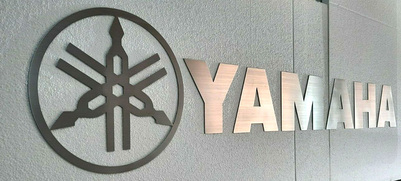 Yamaha Brushed Aluminum Garage Sign Letter Set And Logo 5 Feet Wide