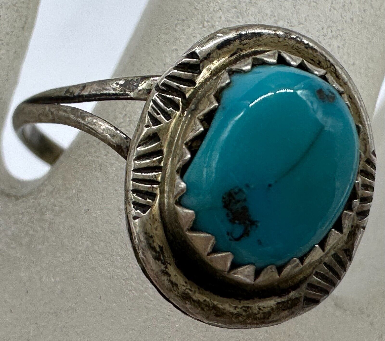 ESTATE EARLY STERLING SILVER TURQUOISE STAMPED RING NAVAJO NATIVE INDIAN SIZE 9