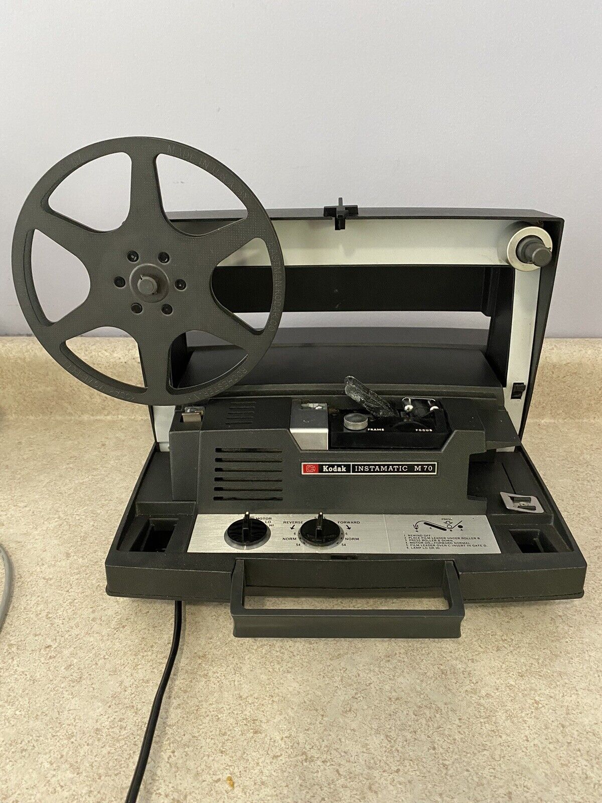 Vintage Kodak Instamatic M70 Movie Projector 8mm/Super 8 Film Works 
