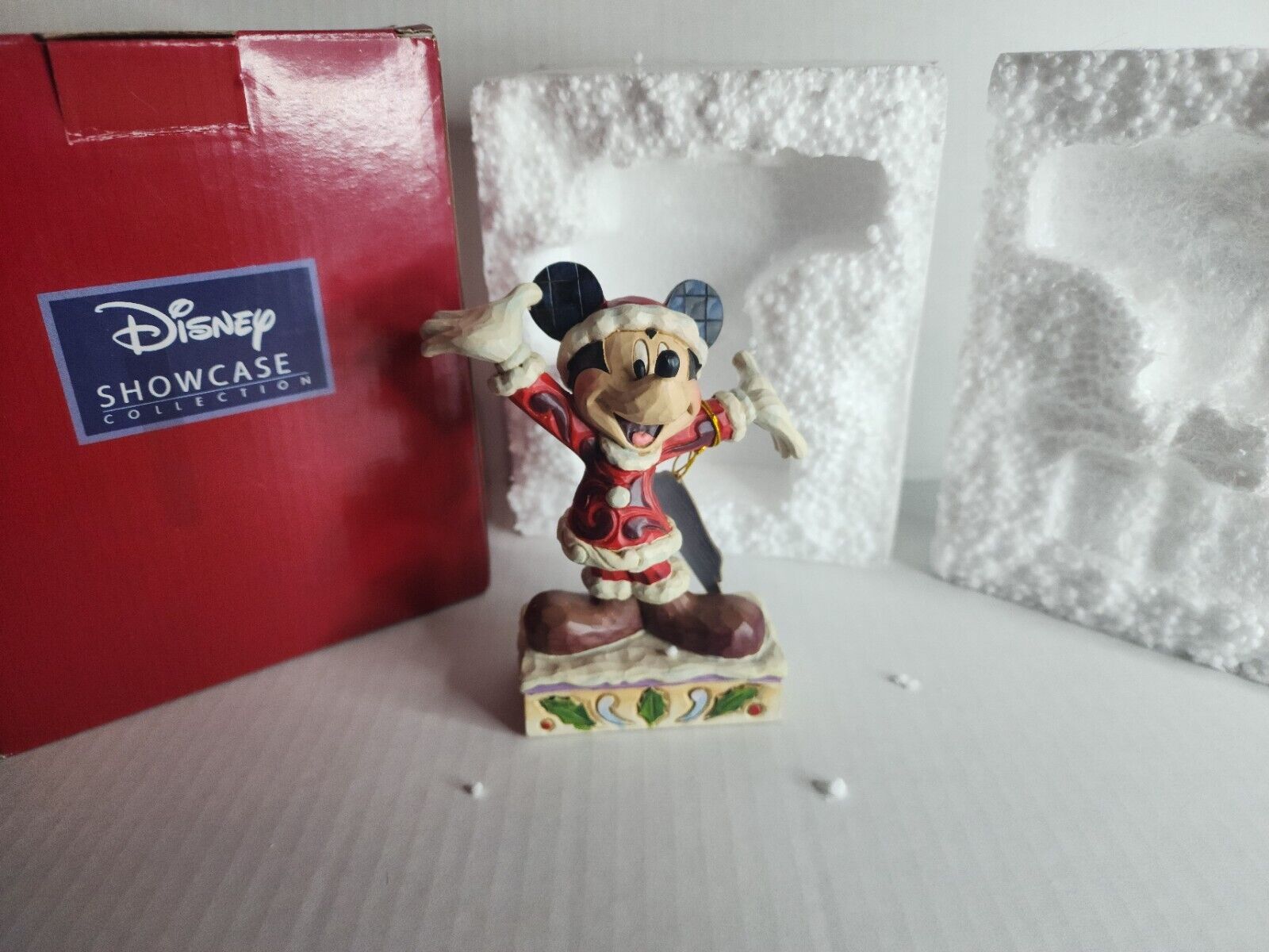 Disney Traditions Holiday Gift Mickey Mouse Figurine 2017 Wood Carved Christmas