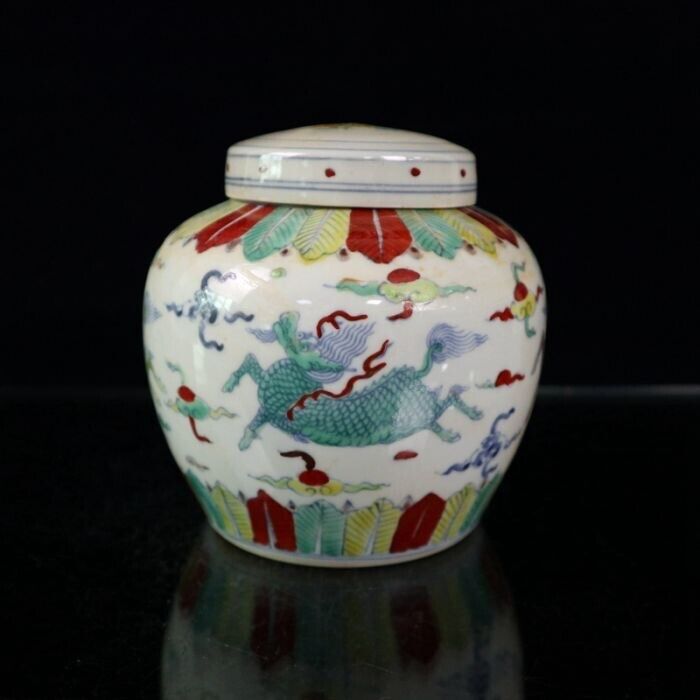 12.5 CM rare China wu cai porcelain Jar Kirin pattern tank child