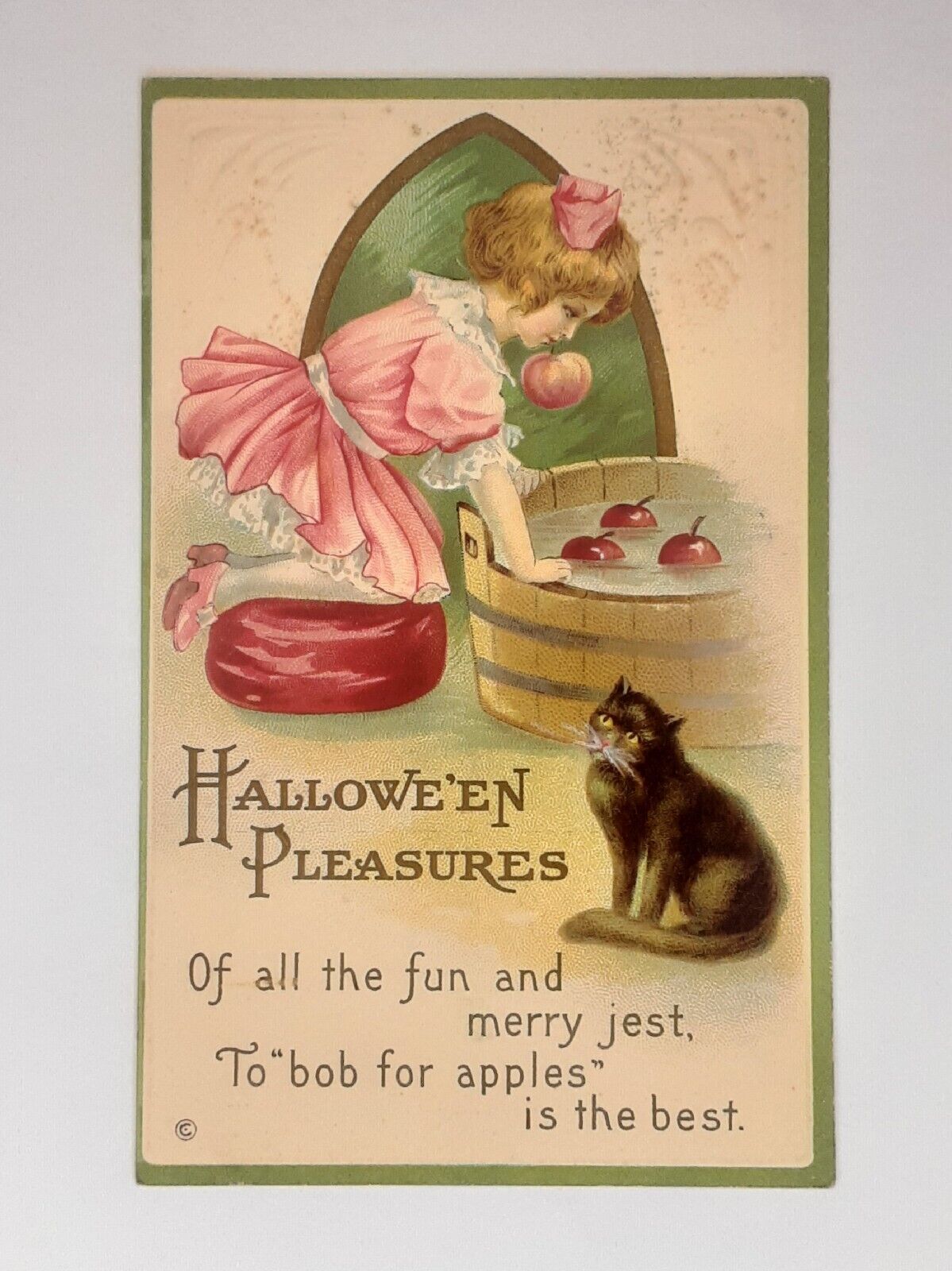 Halloween Post Card Embossed Black Cat Bobbing For Apples Series 226B Unused