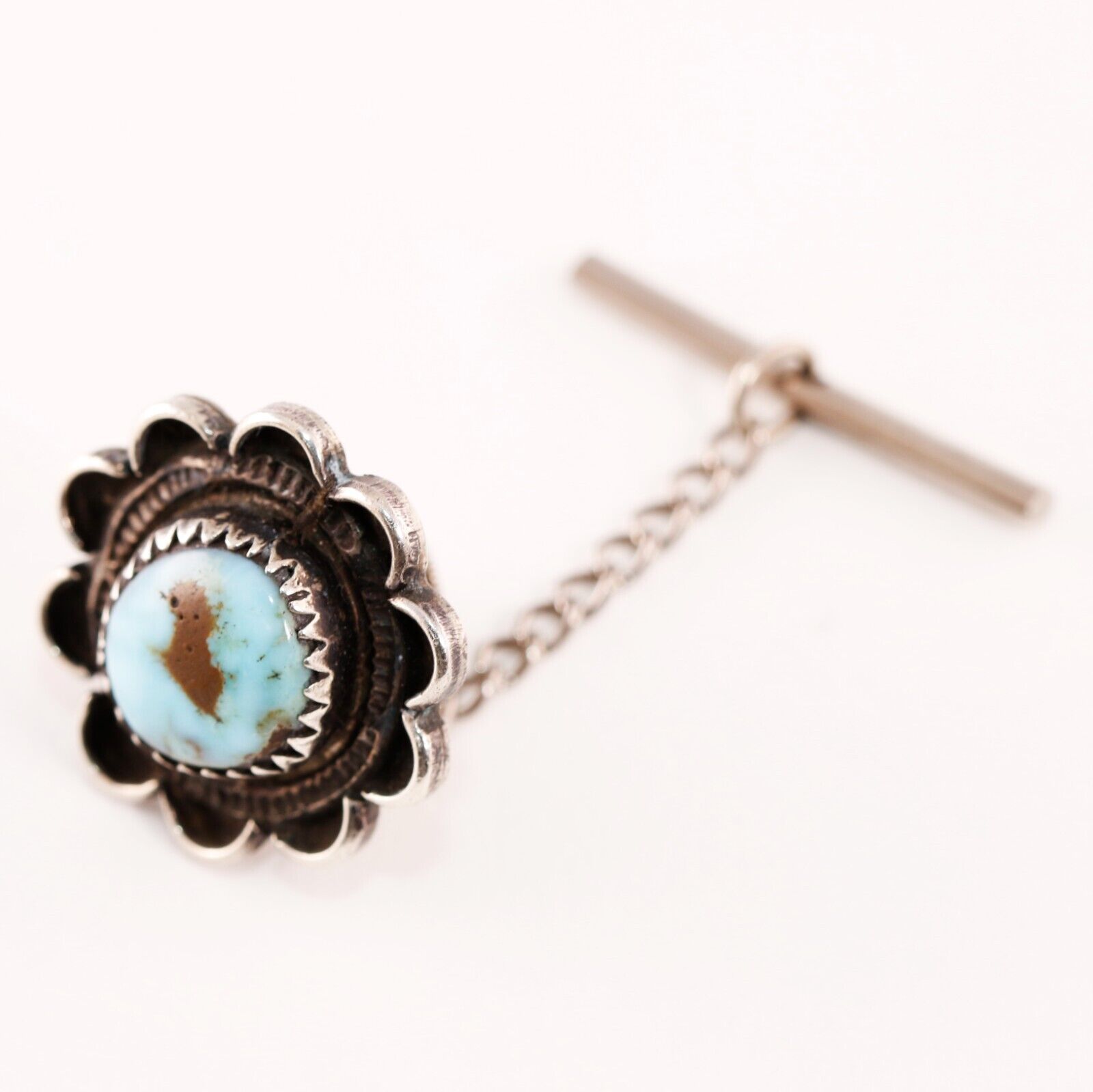 OLD PAWN STERLING SILVER BLUE TURQUOISE SCALLOPED EDGE ROPE BORDER TIE TACK