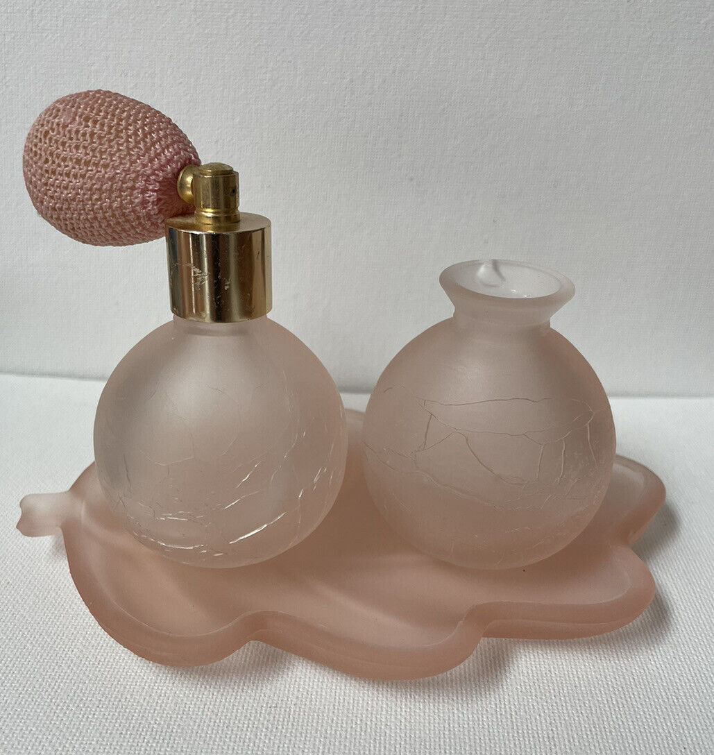 VTG 3 Pc Pink Frosted Crackle Glass Perfume Bottle Atomizer Leaf Tray Set Vanity