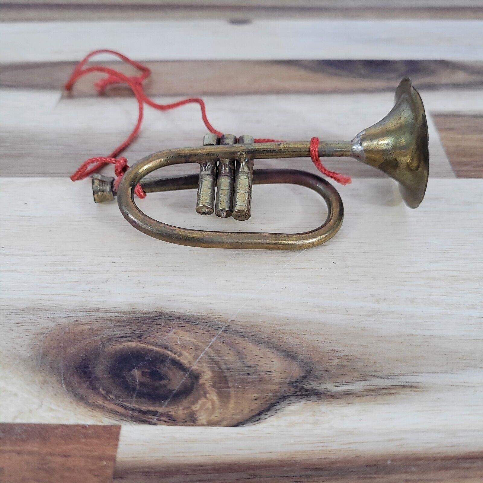 VTG Brass Trumpet Musical Instrument Christmas Ornament Metal 3.5” Holiday Decor