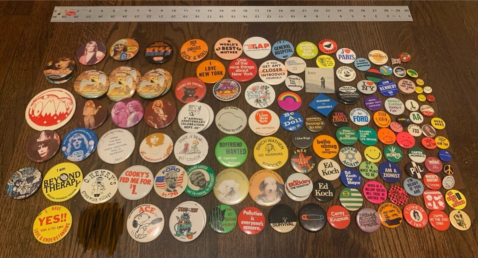 Huge Vintage Pin Collection 70s/80s - Led Zep, Kiss, Bowie, NYC Pinbacks