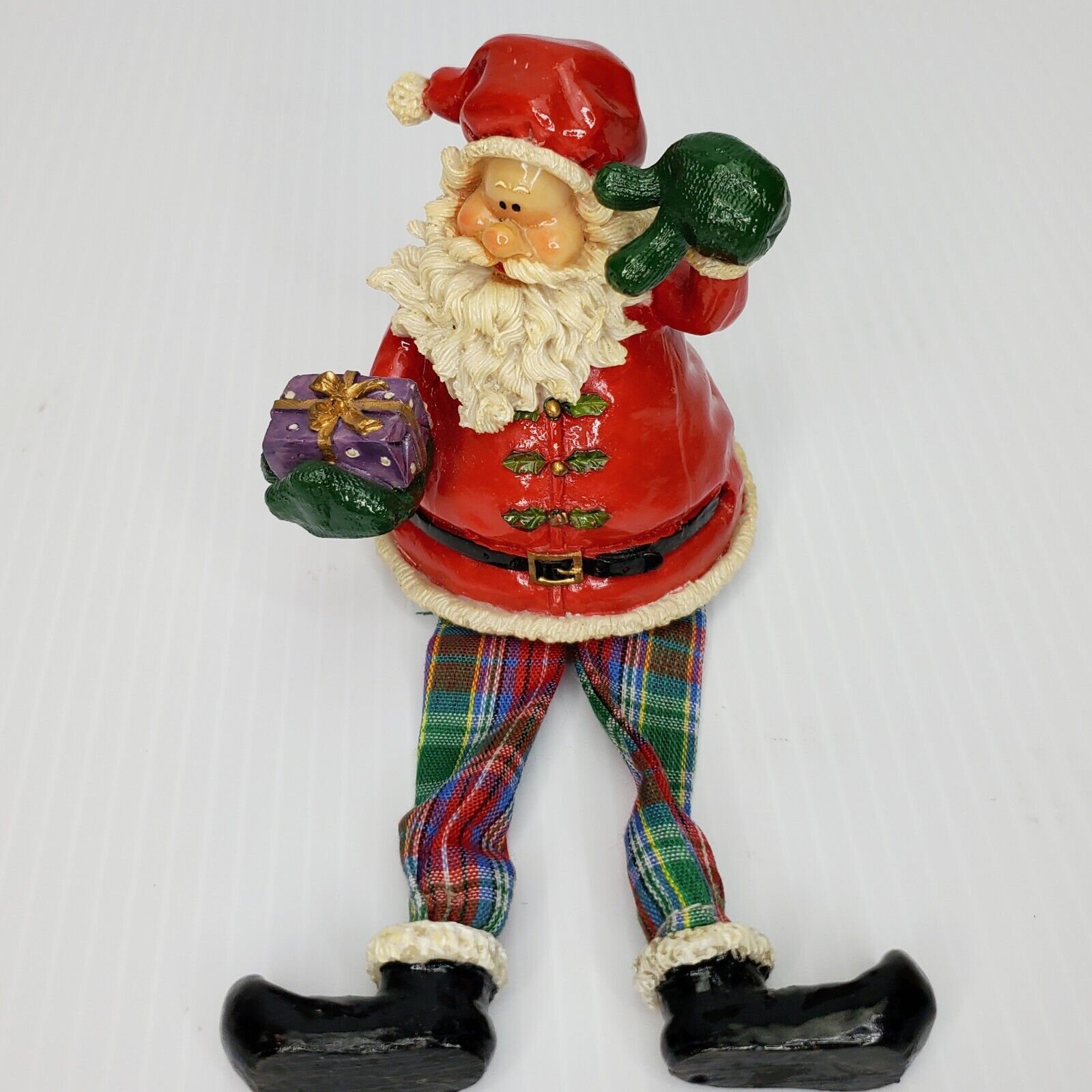 Santa Claus Shelf Sitter Thumbs Christmas Decor Plaid 9\