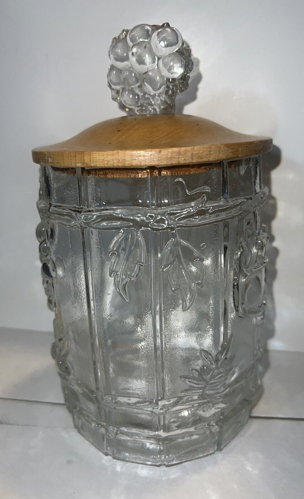 Vtg Goebel Charlottenhutte Glass Jar Canister Fruit Clear Glass Grapes Lid 36 oz