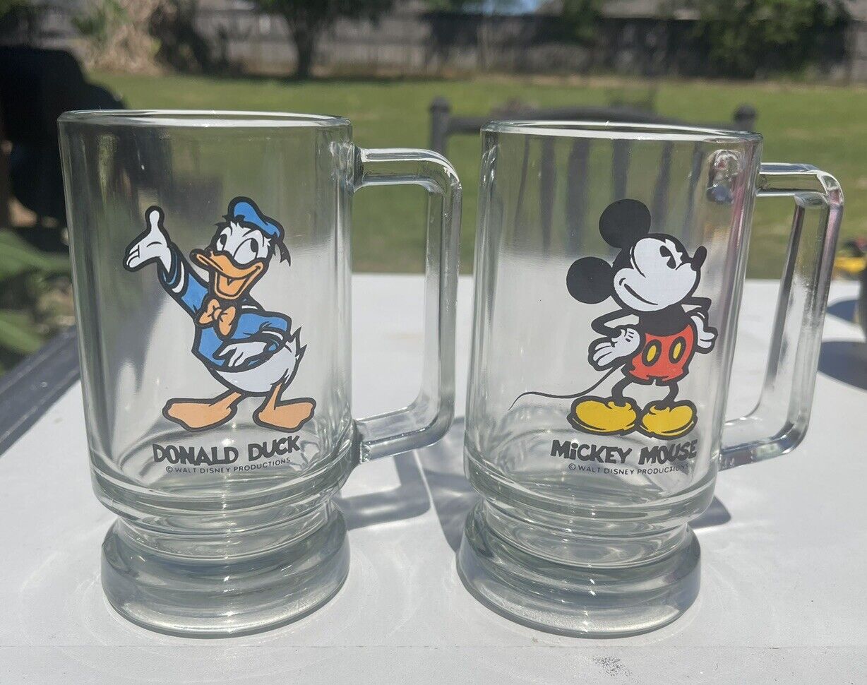 Vintage Walt Disney Mickey & Donald Duck Clear Glass Mugs Set of 2