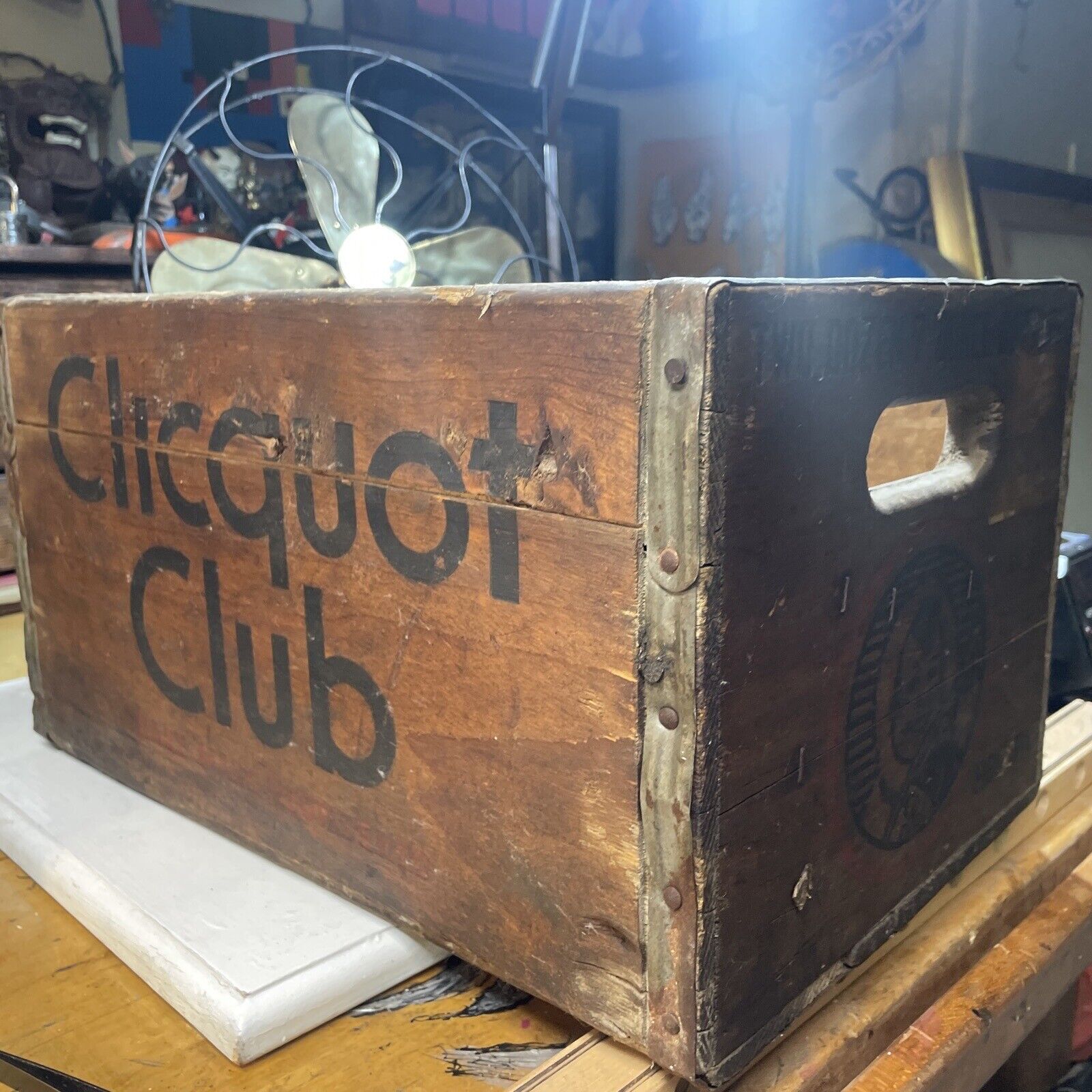 Vintage Rare Clicquot Club Wooden Crate 2 Dozen 7oz Bottles Marked 1953