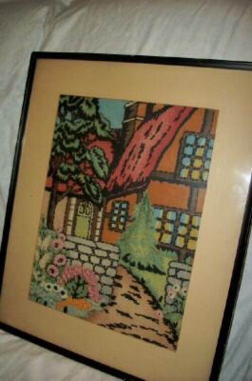 ART DECO LINEN TINTED EMBROIDERY LONG STITCH PICTURE COTTAGE GARDENS LARGE 1920s