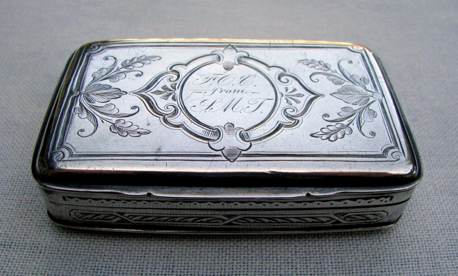 RARE EARLY ALBERT COLE NEW YORK FINE STERLING SILVER ENGRAVED SNUFF BOX 1835-75