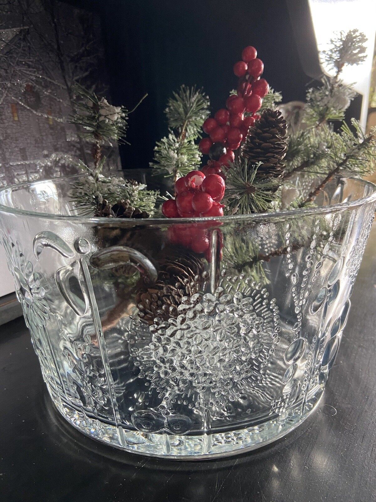 NUUTAJARVI Flora Glass Fruit Bowl by Oiva Toikka for Iittala Finland 9.75x5.75in