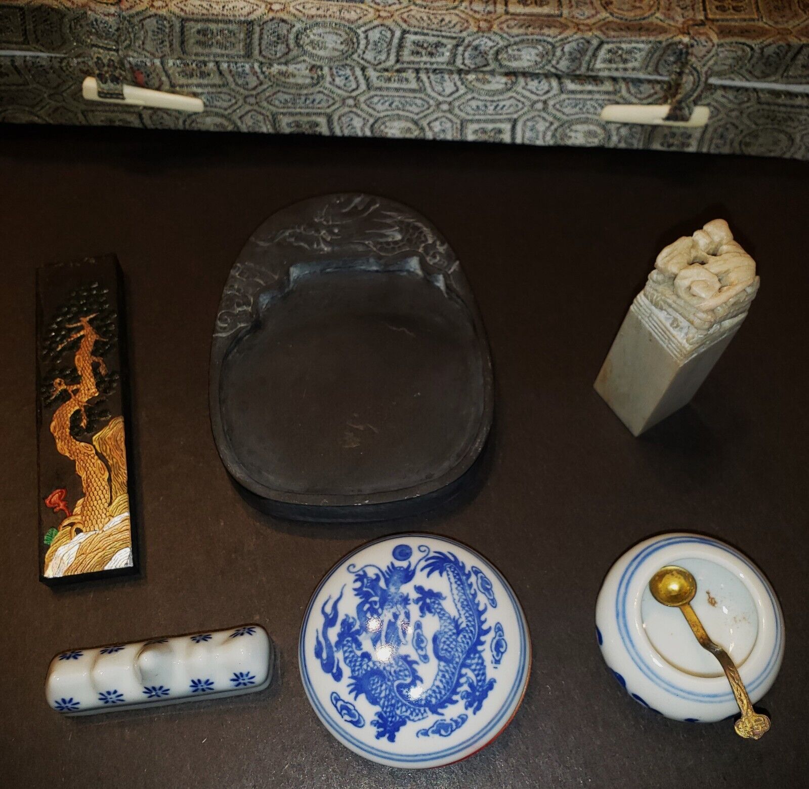 Antique VINTAGE Oriental CHINESE Painting SUMO BOX Porcelain Bowl Ink Stone Chop