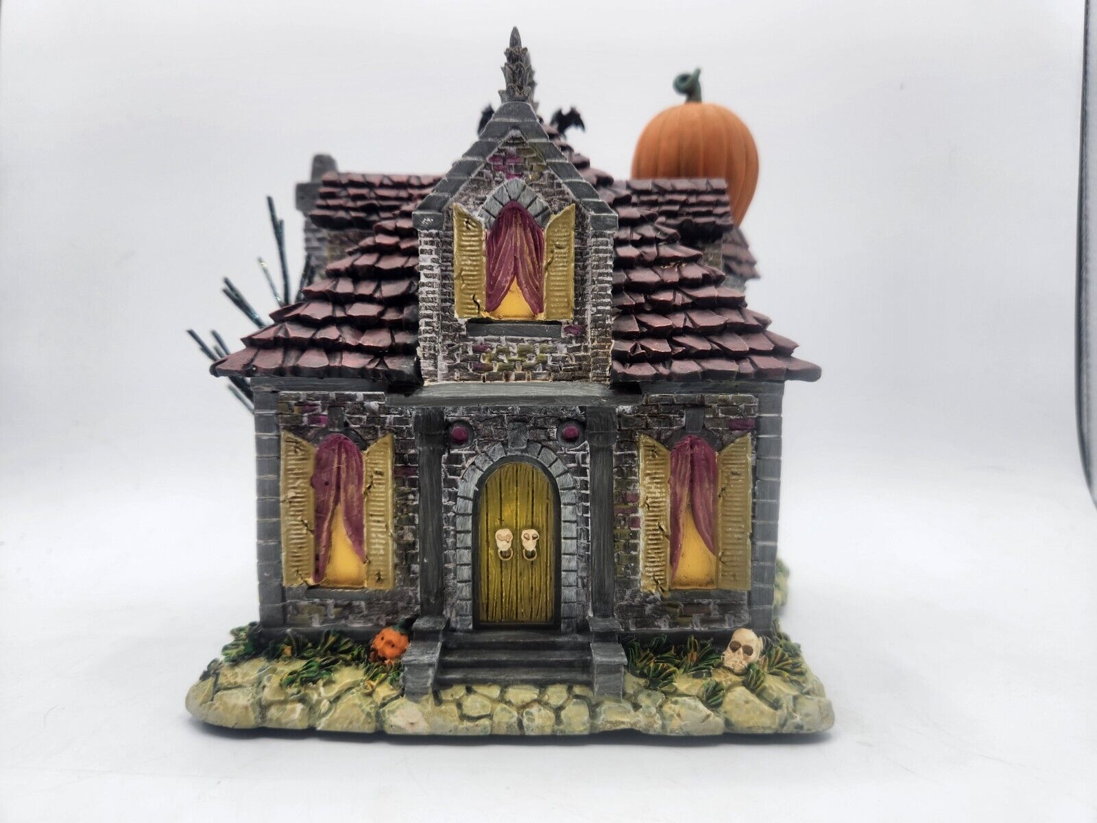 Hawthorne Village Munsters Marilyn's Bakery with COA