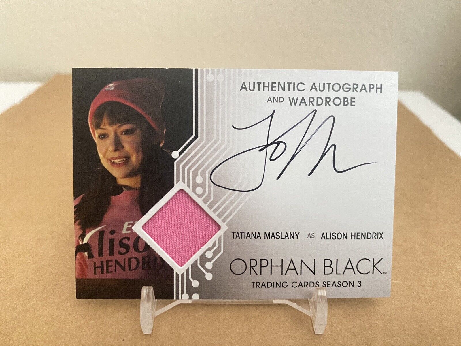 Orphan Black Season 3 Tatiana Maslany Autograph Auto Relic Wardrobe Hendrix