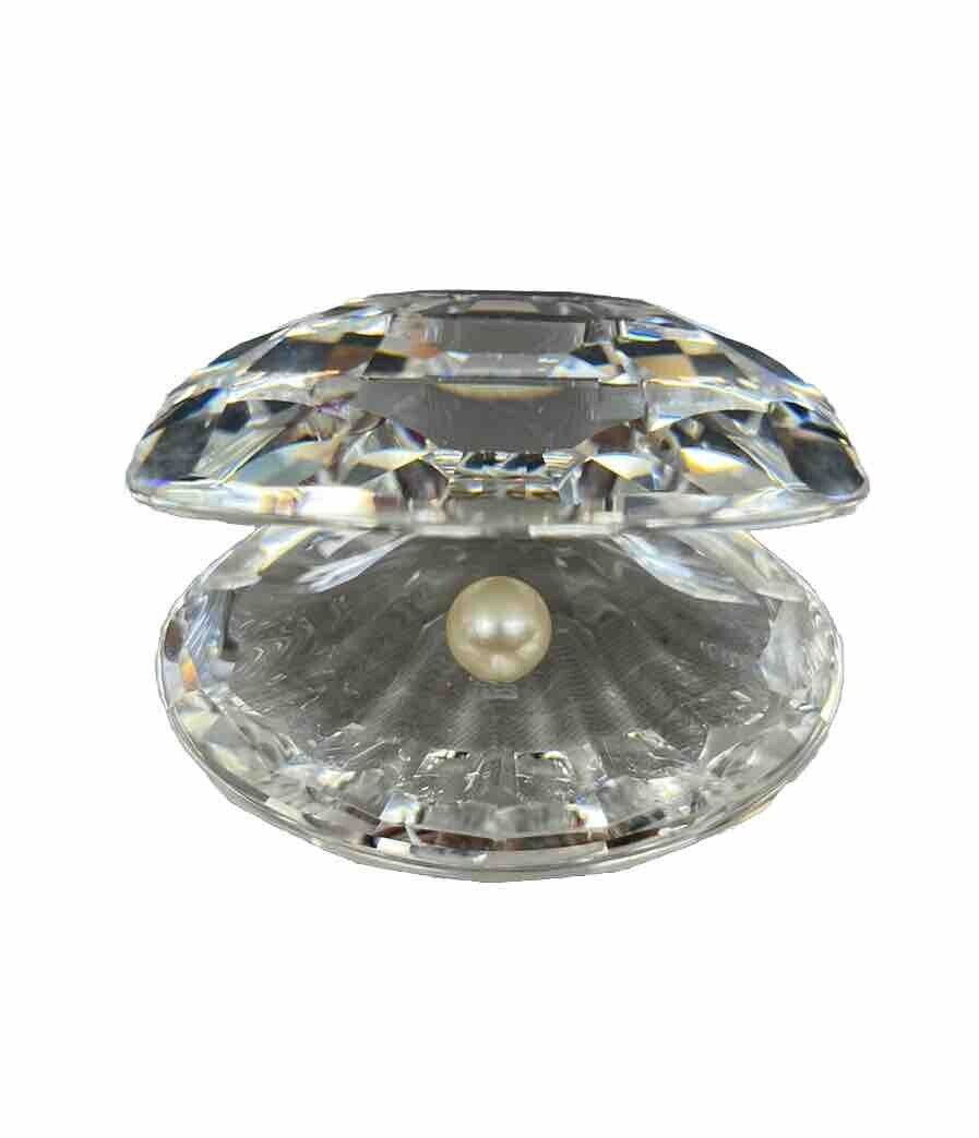 Swarovski Crystal Oyster Clam Shell with Pearl 014389