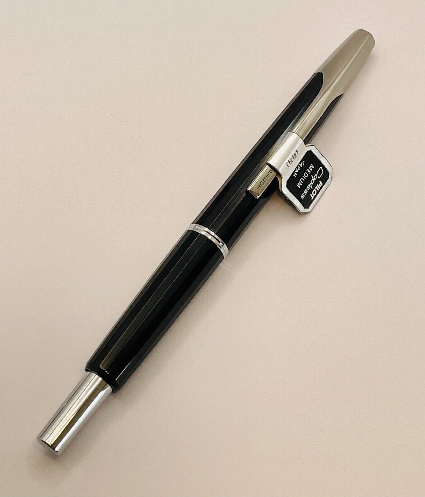 Pilot Namiki Capless Fountain Pen, 8th Generation, 14K gold M nib, NOS Near Mint