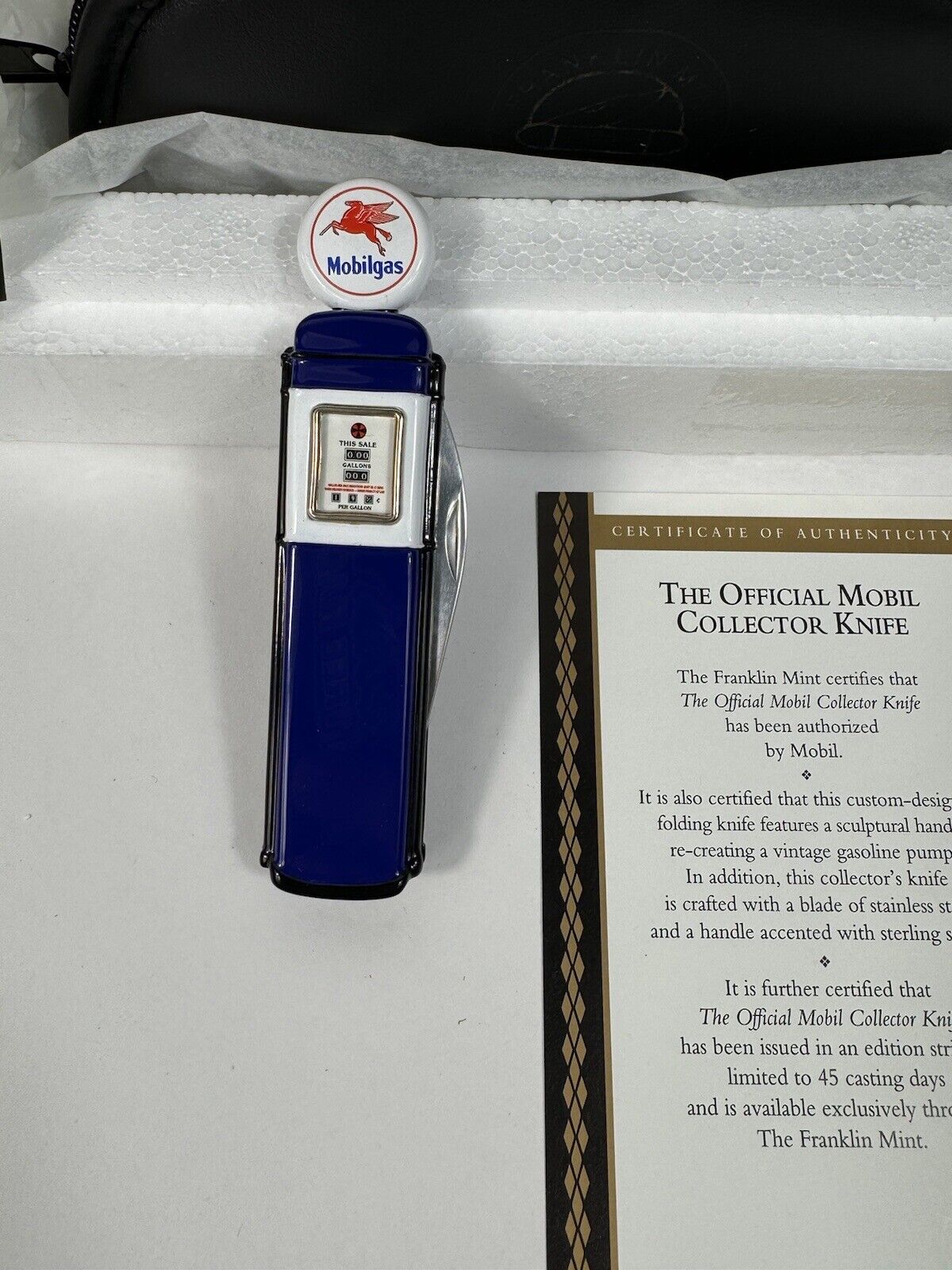 FRANKLIN MINT : MOBILGAS Gas Pump Collector Knife With COA And Box