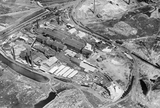 The Sherdley Glass Works St Helens England c1930 OLD PHOTO 7