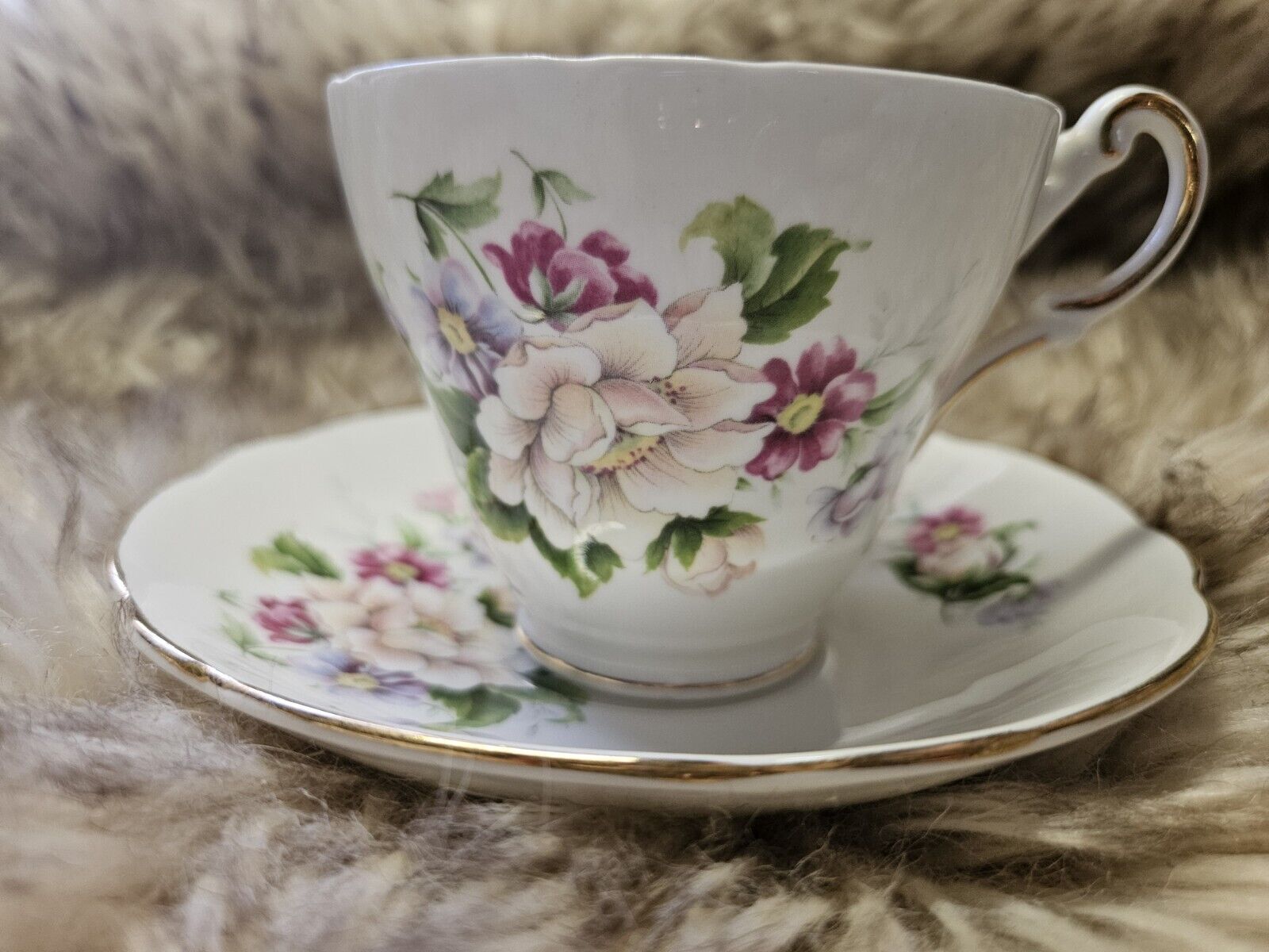 Vintage Regency Bone China Roses Tea Cup & Saucer Made In England