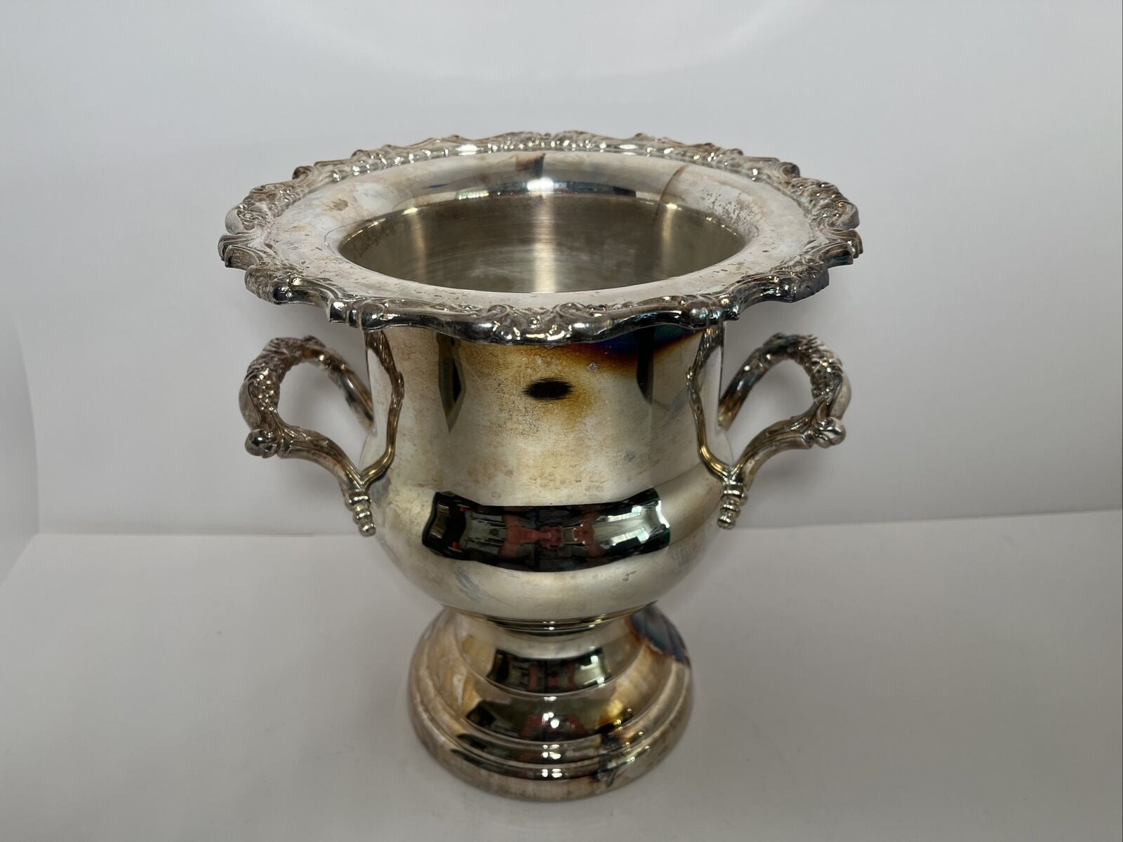 Oneida Silver plate Du Maurier Wine Cooler/champagne  10”