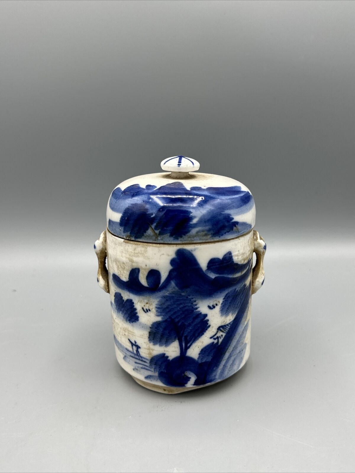 Chinese Antique Blue & White Covered Jar