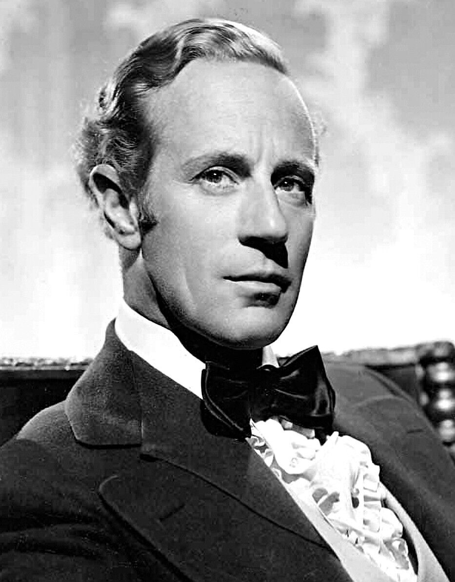 Actor LESLIE HOWARD in Gone with The Wind Classic War Movie Picture Photo 5x7