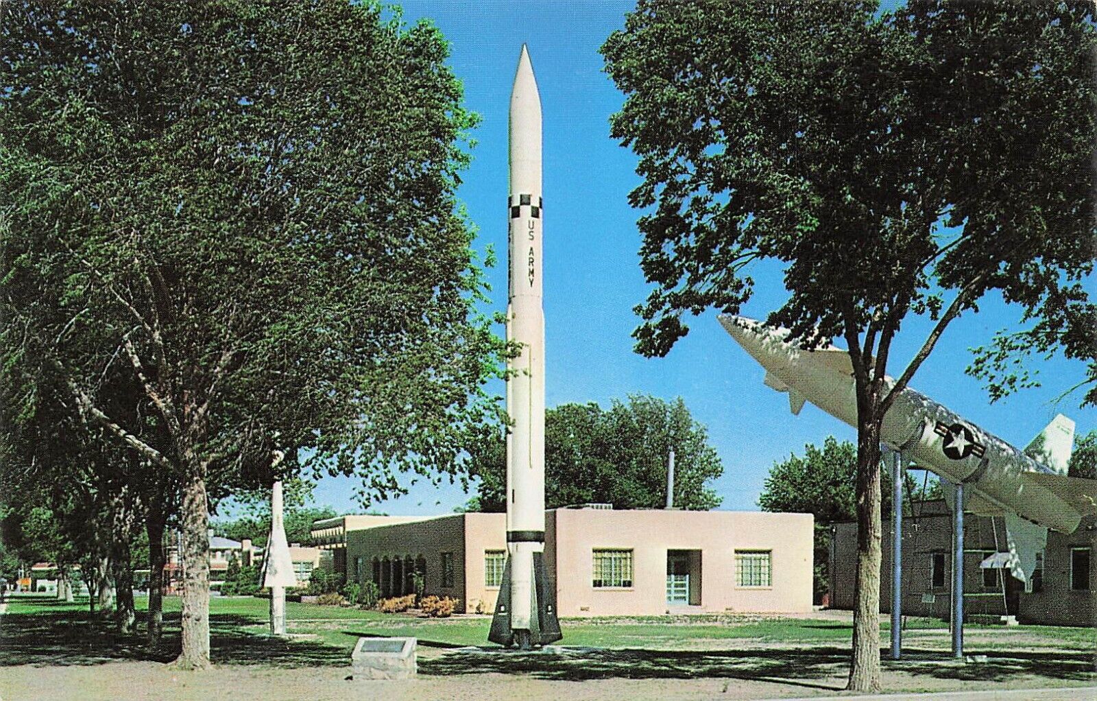 Roswell NM Cold War Museum Missile Silo NASA Rockets Military Vtg Postcard D59