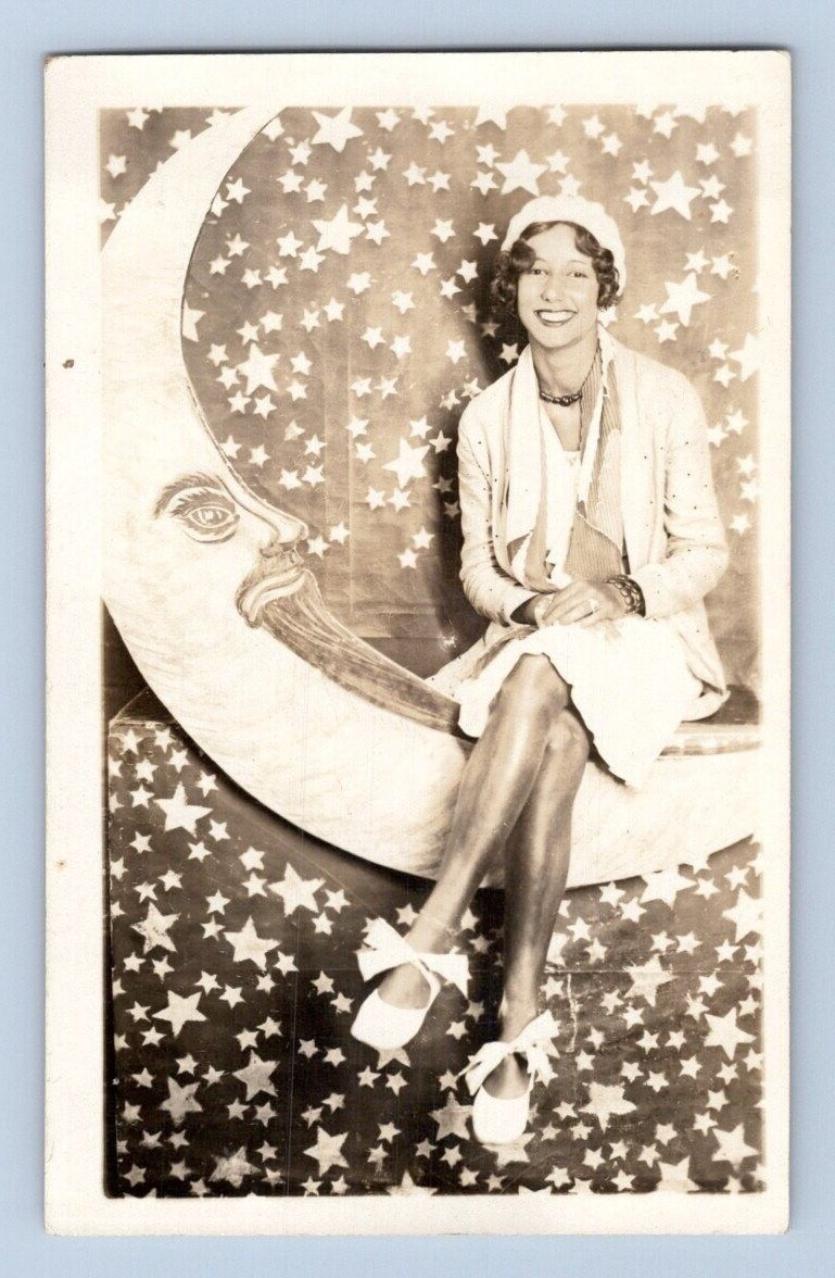 RPPC 1930\'S. BEARDED PAPER MOON. GORGEOUS AFRICAN AMERICAN WOMAN. POSTCARD MM27