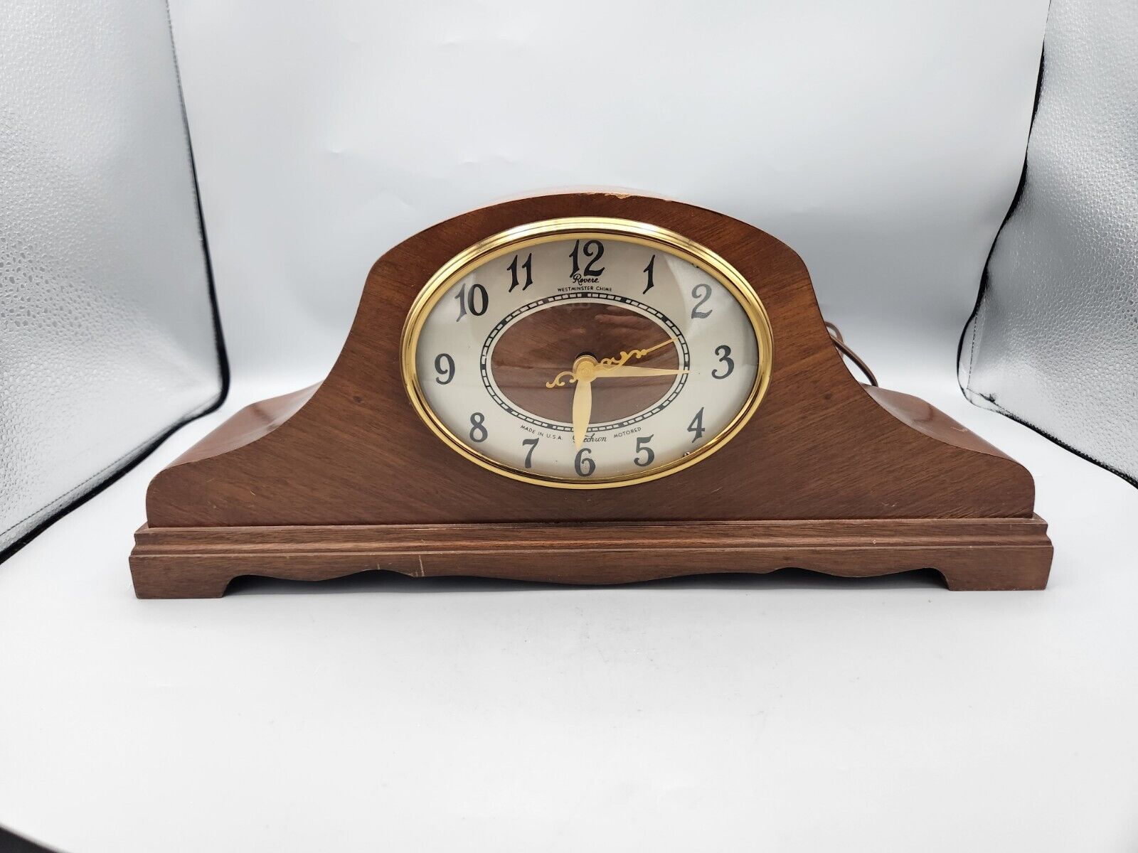 Revere West Mister Chime Mantle Clock Model R -913. Ohio USA