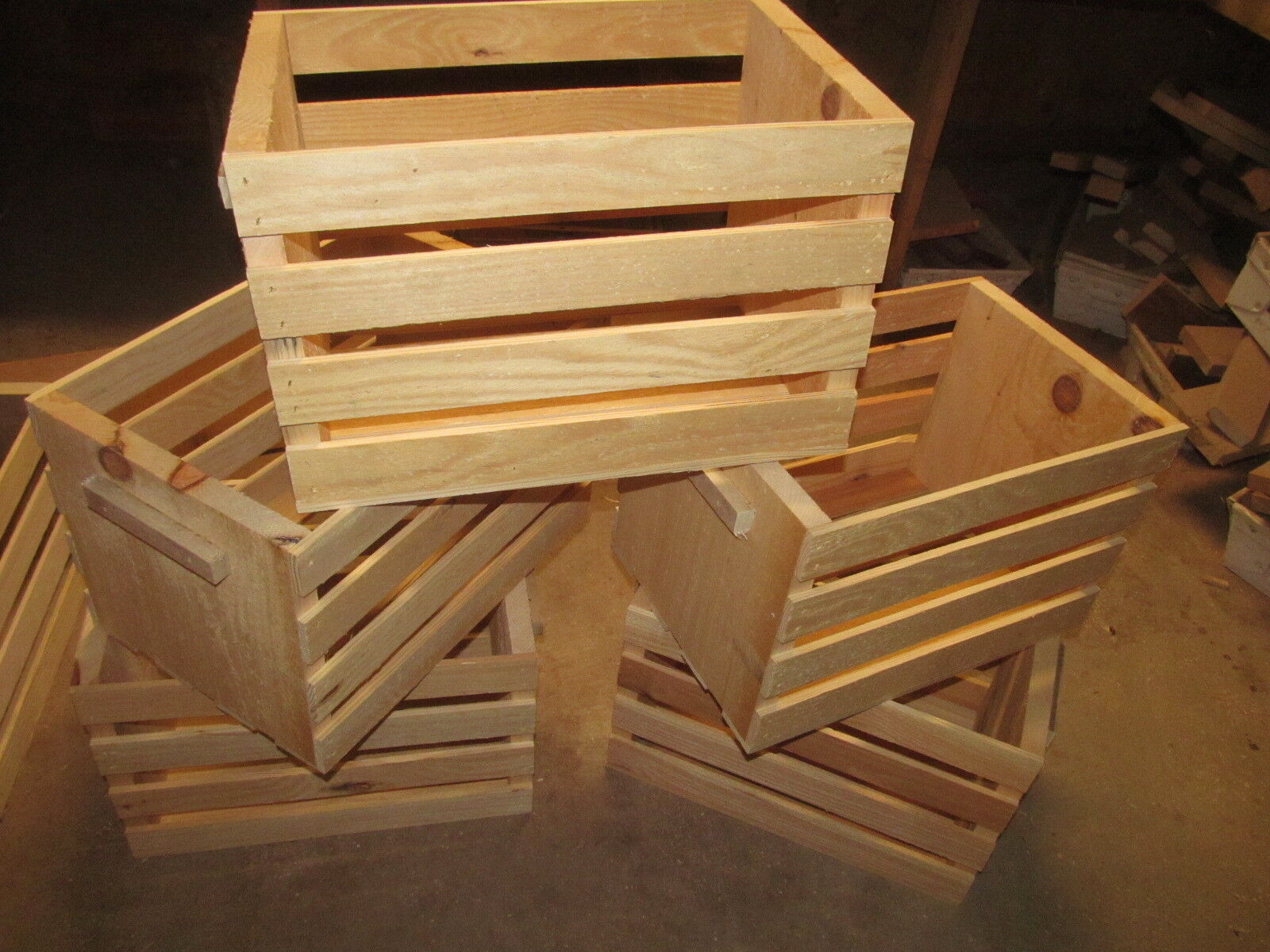 ROUGH SAWN PINE WOODEN CRATE ~18 X 12 X 12\