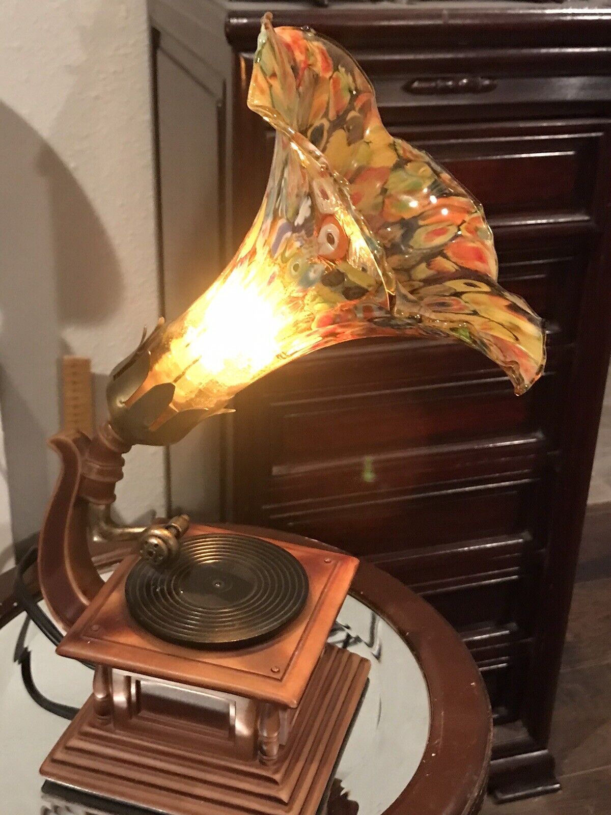 Gramophone Millefiori Amber Art Glass Tulip Table Lamp LP Record Player Figurine