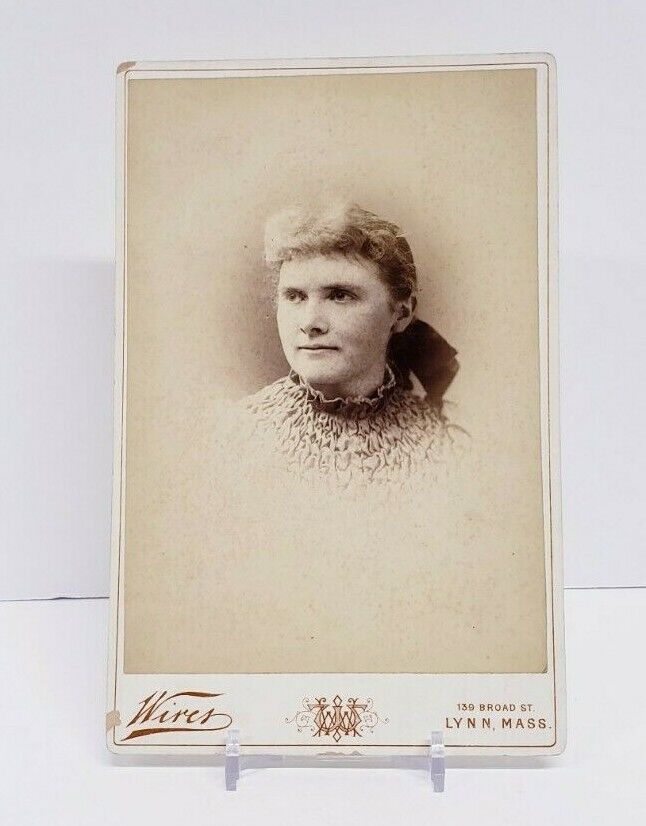 Cabinet Card Photo of a Young Woman Ada Besse W.M. Wires Lynn, MA