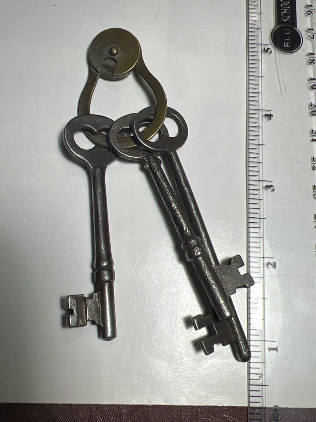 Antique HTF Brass Dolphy Key Ring Pat. Nov 11 1879 W/ Skeleton Keys Corbin P10