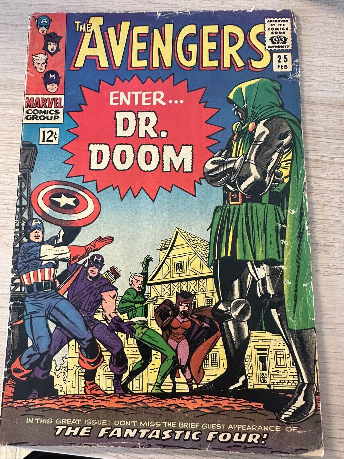 Old 1965 The Avengers #25 Marvel Silver Age comic book Enter Dr. Doom
