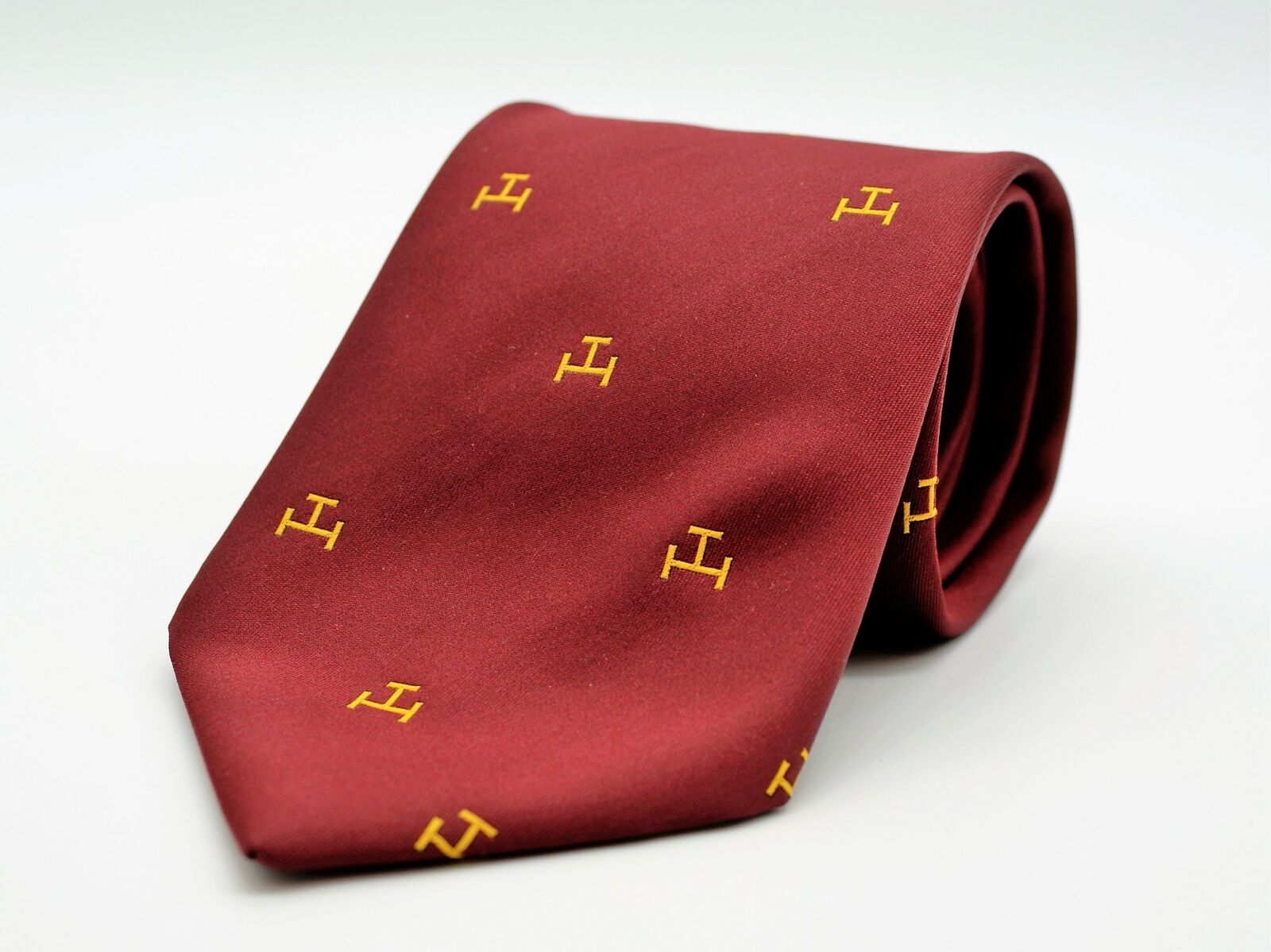 Masonic Royal Arch Crimson Woven Tie With Golden Freemasons Multiple Triple Tau