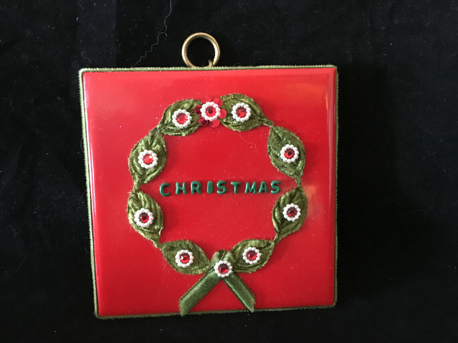 Christmas Handcrafted Decorative Hanging Tile - Vintage & So Cute