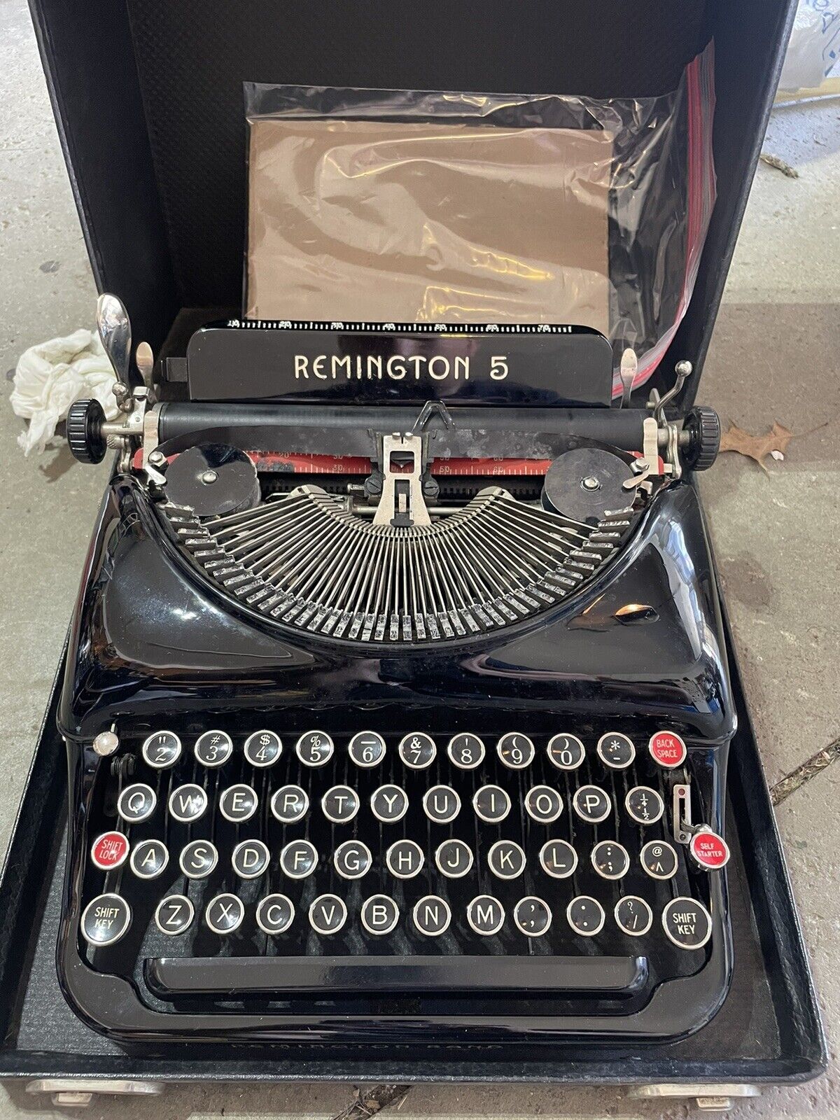 Vintage 1930’s Remington Rand 5 Streamliner Manual Portable Typewriter & Case