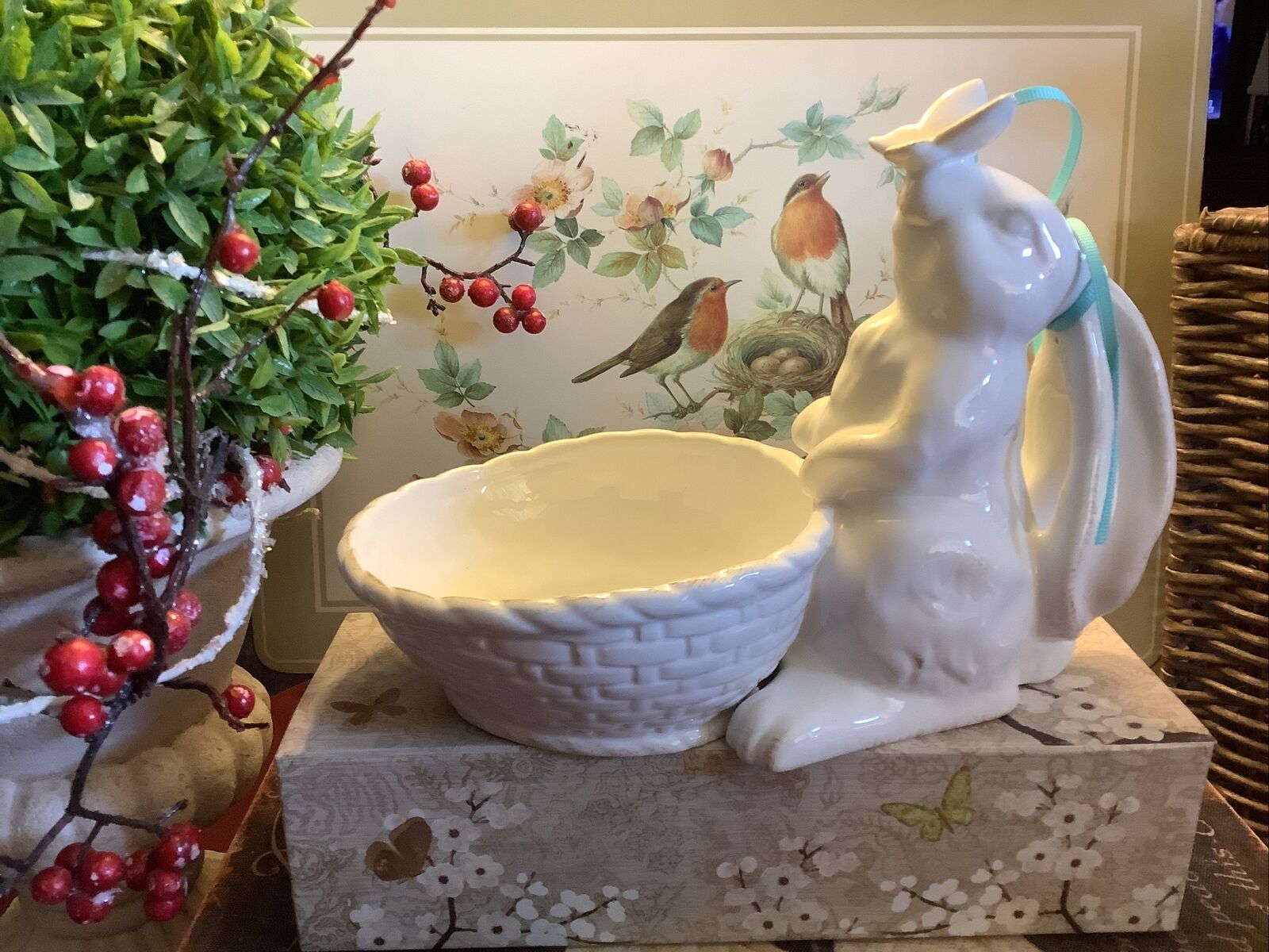 Southern Living at Dillard’s~White Rabbit w/Attached Bowl~Butterfly on Nose~Nice