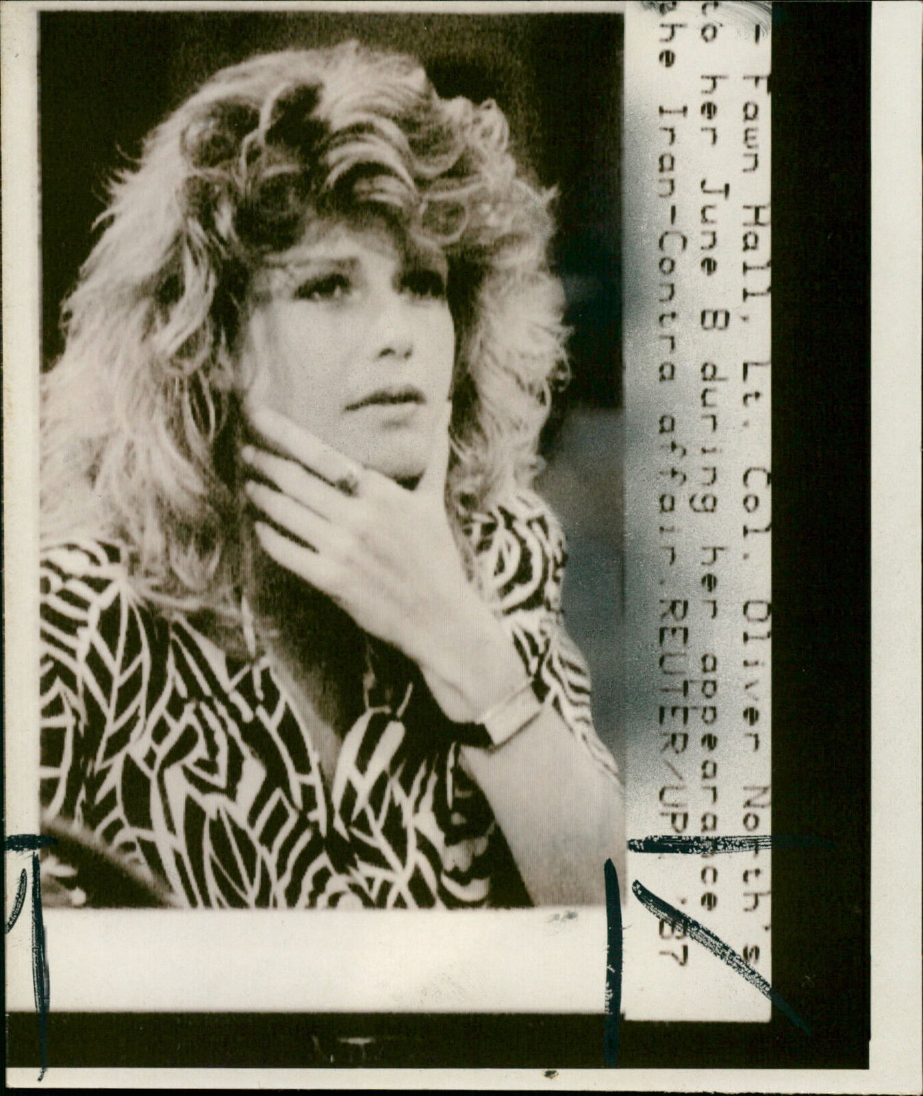 Fawn Hall, Lieutenant Colonel Oliver North's se... - Vintage Photograph 4326151