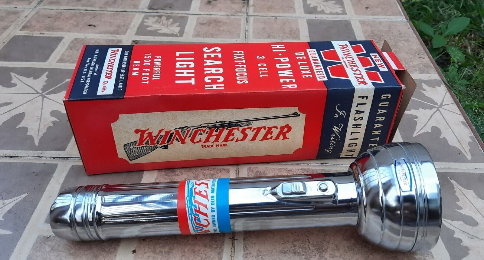NIB Vintage Winchester Flashlight Spotlight