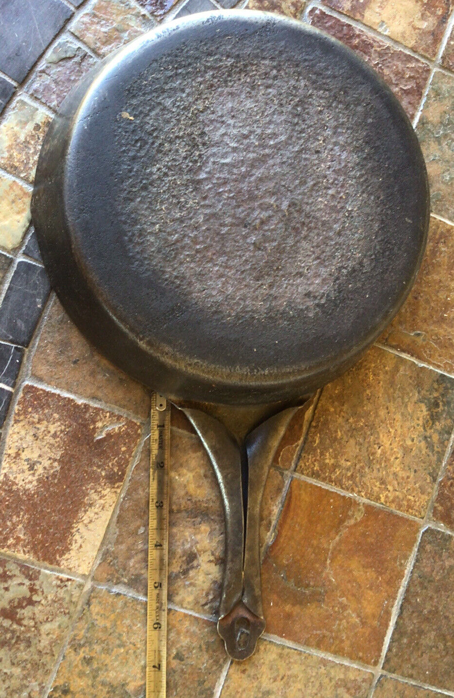 antique vintage Never Break #8 steel 10 1/2” Pioneer/Cowboy skillet pan