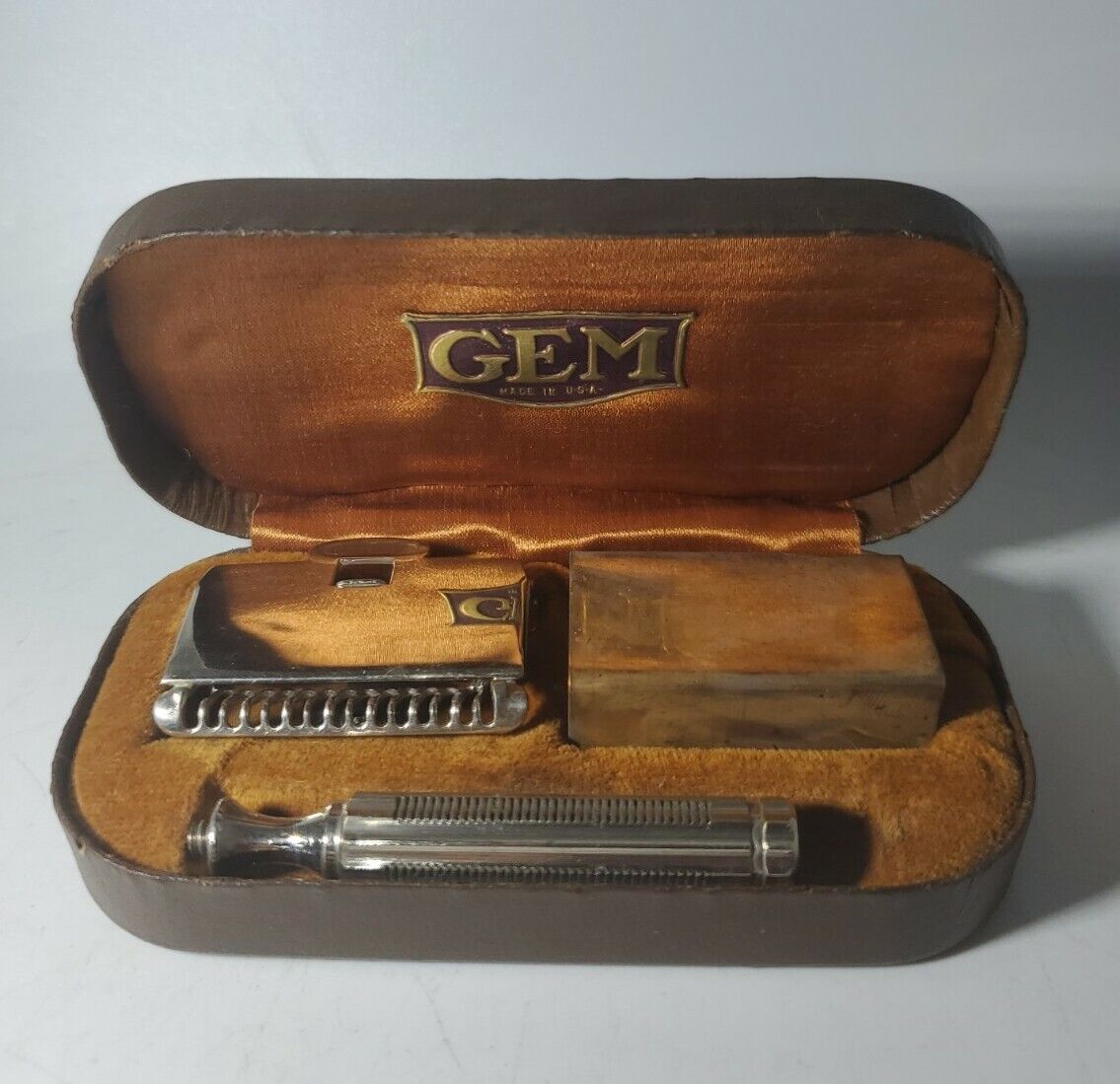 Vintage GEM Safety Razor Set with Original Case RARE Patented 1912