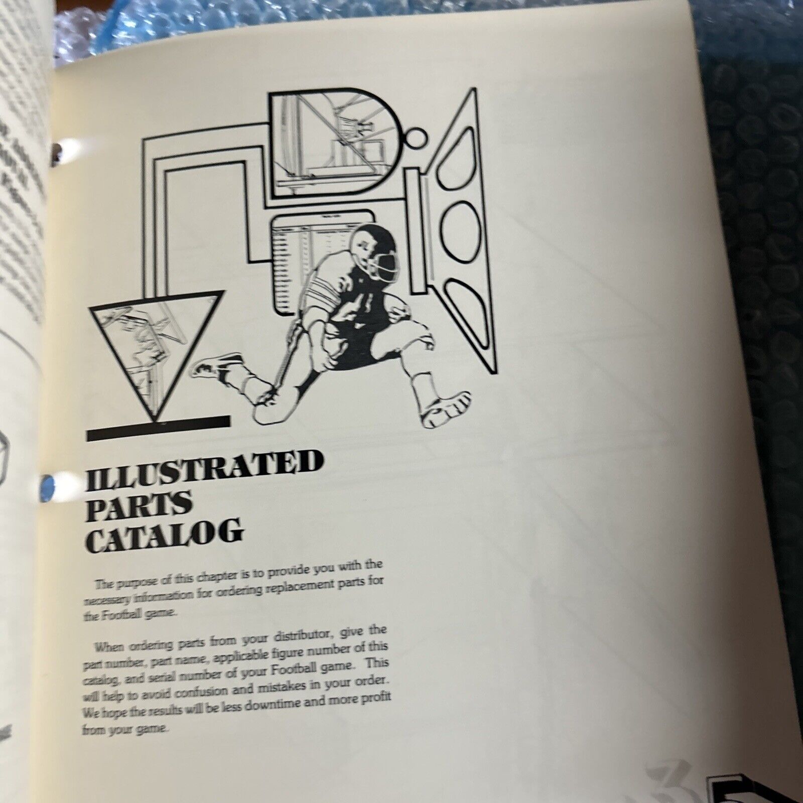 Original  ARCADE  video GAME  owners manual ￼ Atari Football 1st Print