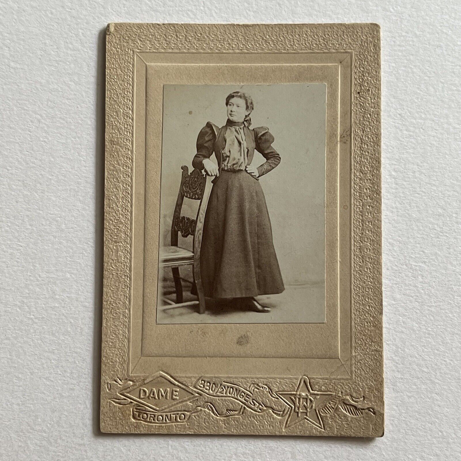 Antique Cabinet Card Photograph Beautiful Young Woman Hand On Hip Toronto Canada
