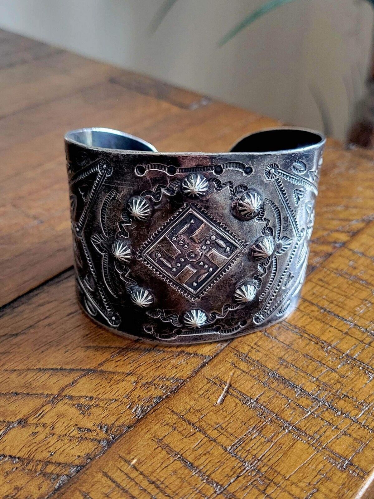 Large 1920s Native American Navajo Silver Cuff Whirling Log Bracelet Fred Harvey