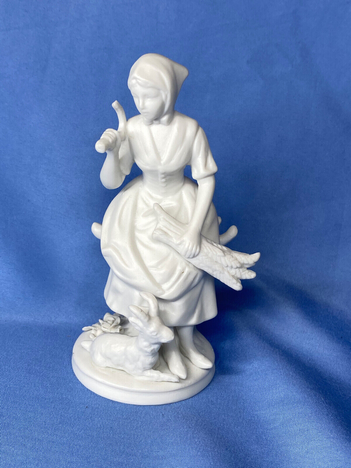Antique Andera By Sadek Home Decor White Sheperd Lady Figurine 5.5 Inch