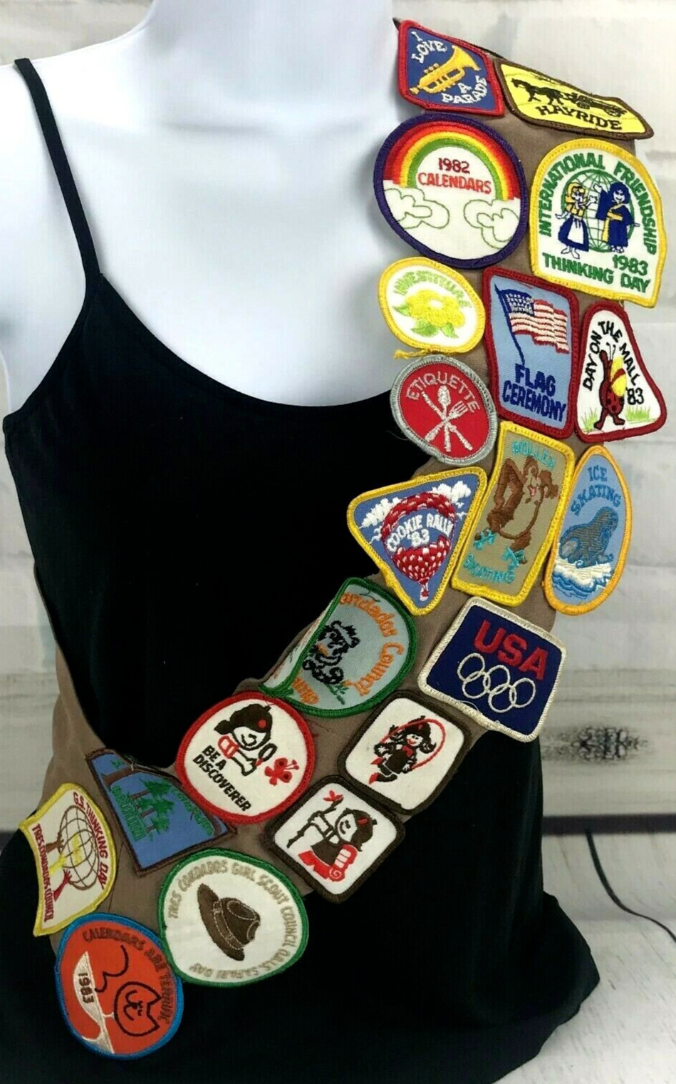 Vintage 1980s Uniform Sash Brownies Girl Scouts 20 Patches California Troop